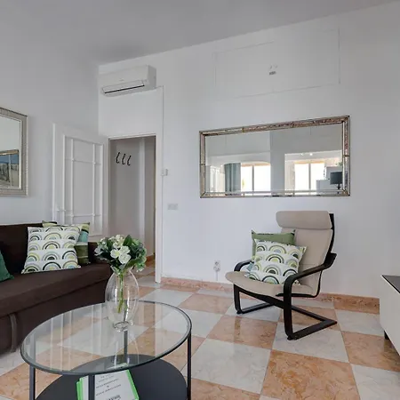 Apartment 008 Plaza Ole Beachfront With Sea Views And Access *