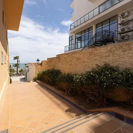 008 Plaza Ole Beachfront With Sea Views And Access Apartment Benalmadena